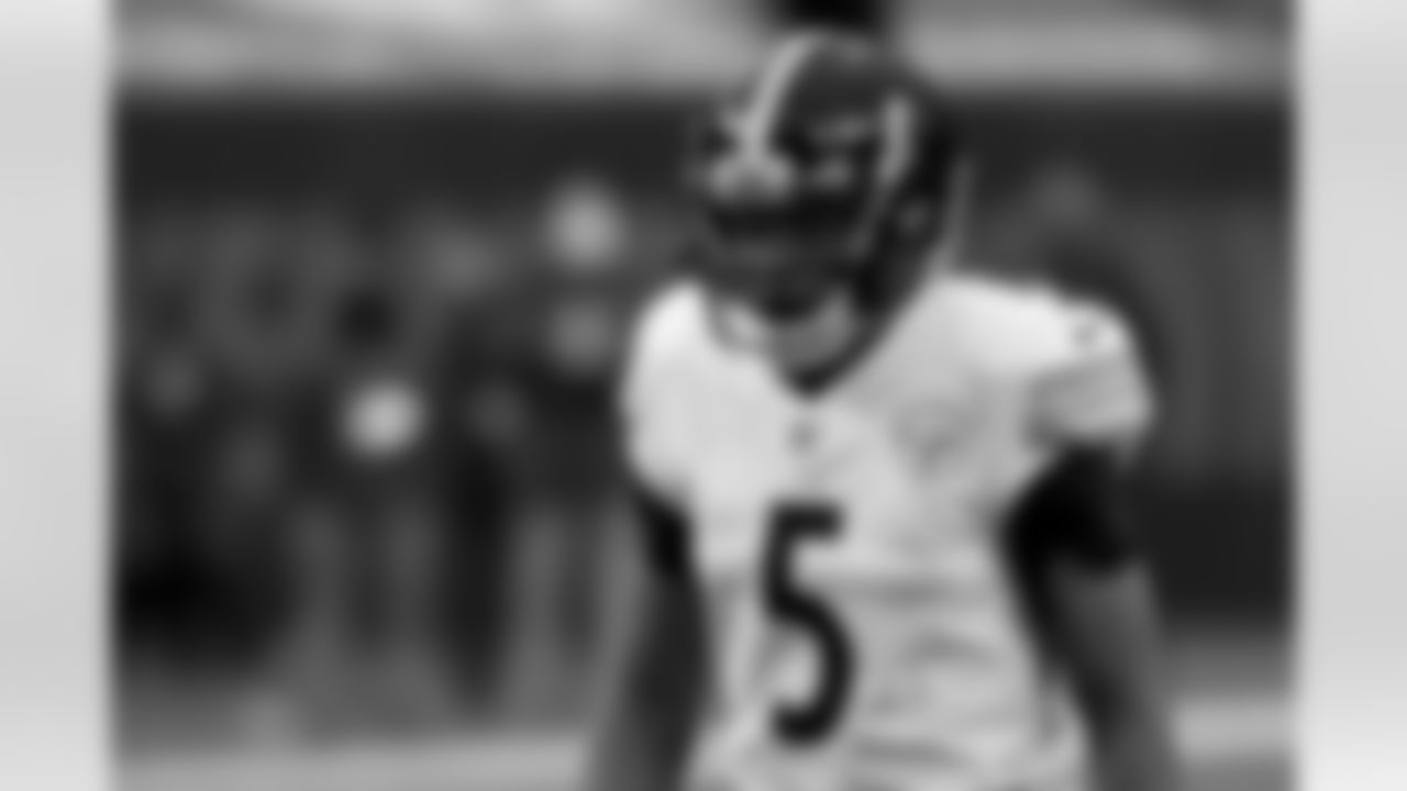 QB Joshua Dobbs