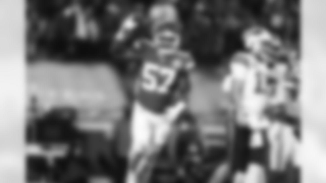 OLB Alex Okafor
