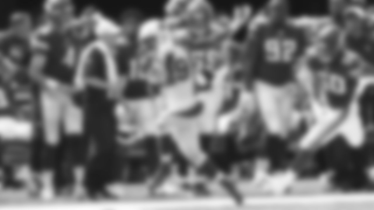 8. RB Chase Edmonds tip-toes along the sideline