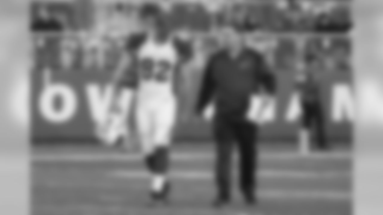 Leach (left) with special teams coach Amos Jones