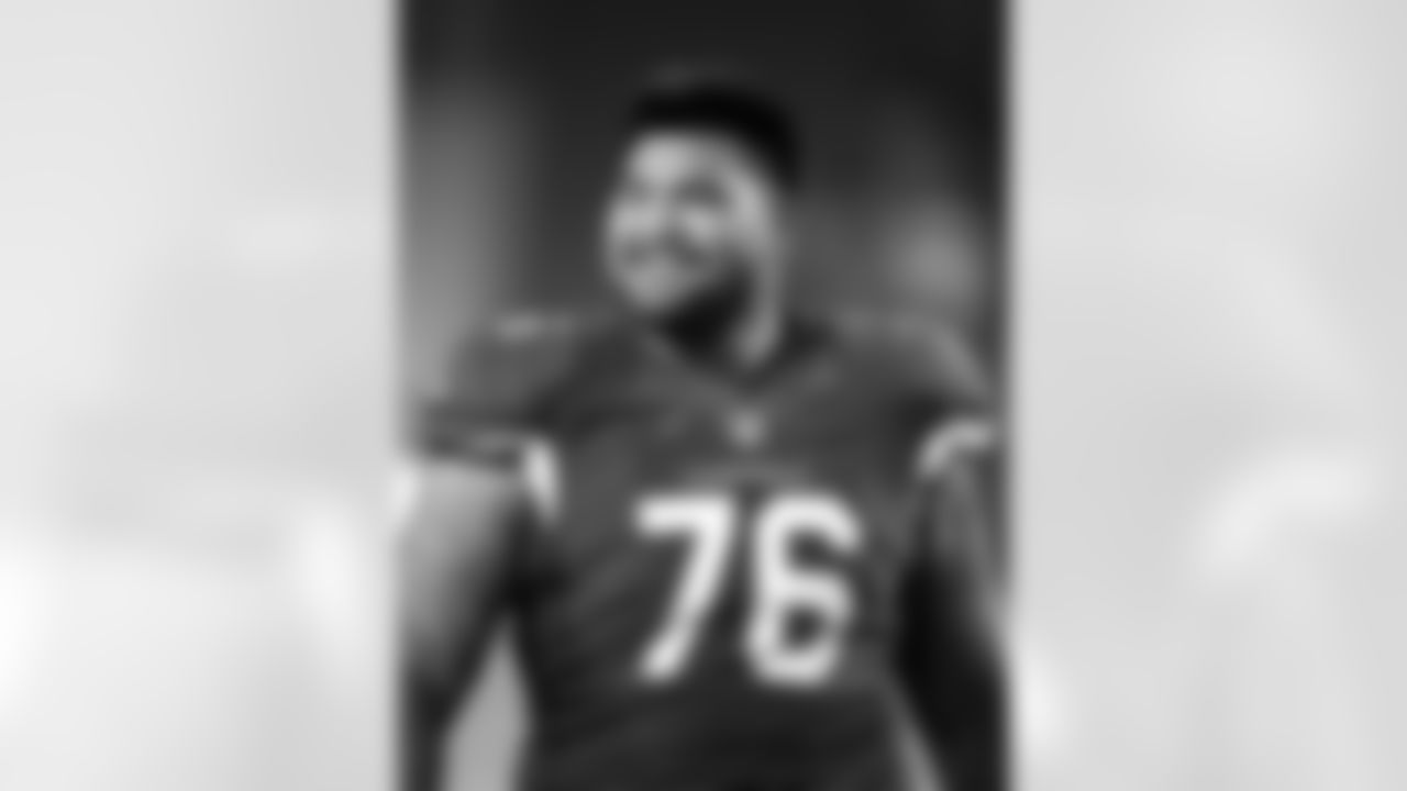 G Mike Iupati