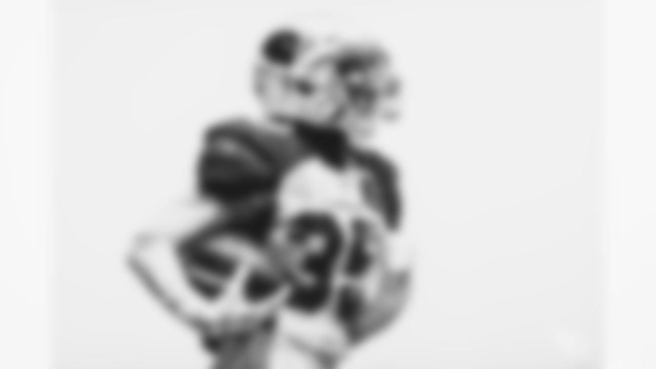 S Deionte Thompson
