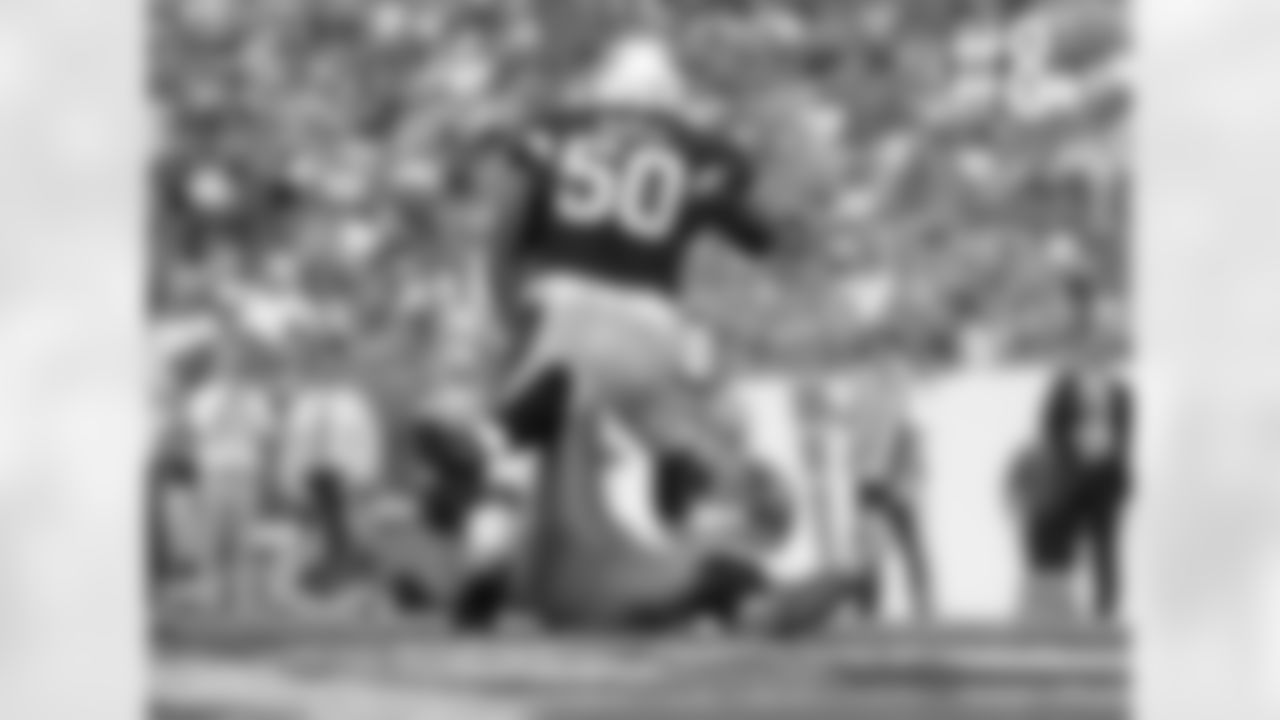 Dontay Moch gets his first sack as a Cardinal