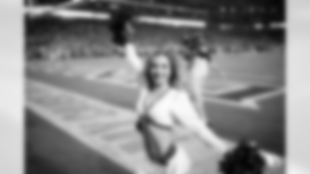 The Arizona Cardinals Cheerleaders during the game against the New England Patriots on Monday, Dec. 12, 2022 in Glendale, AZ.