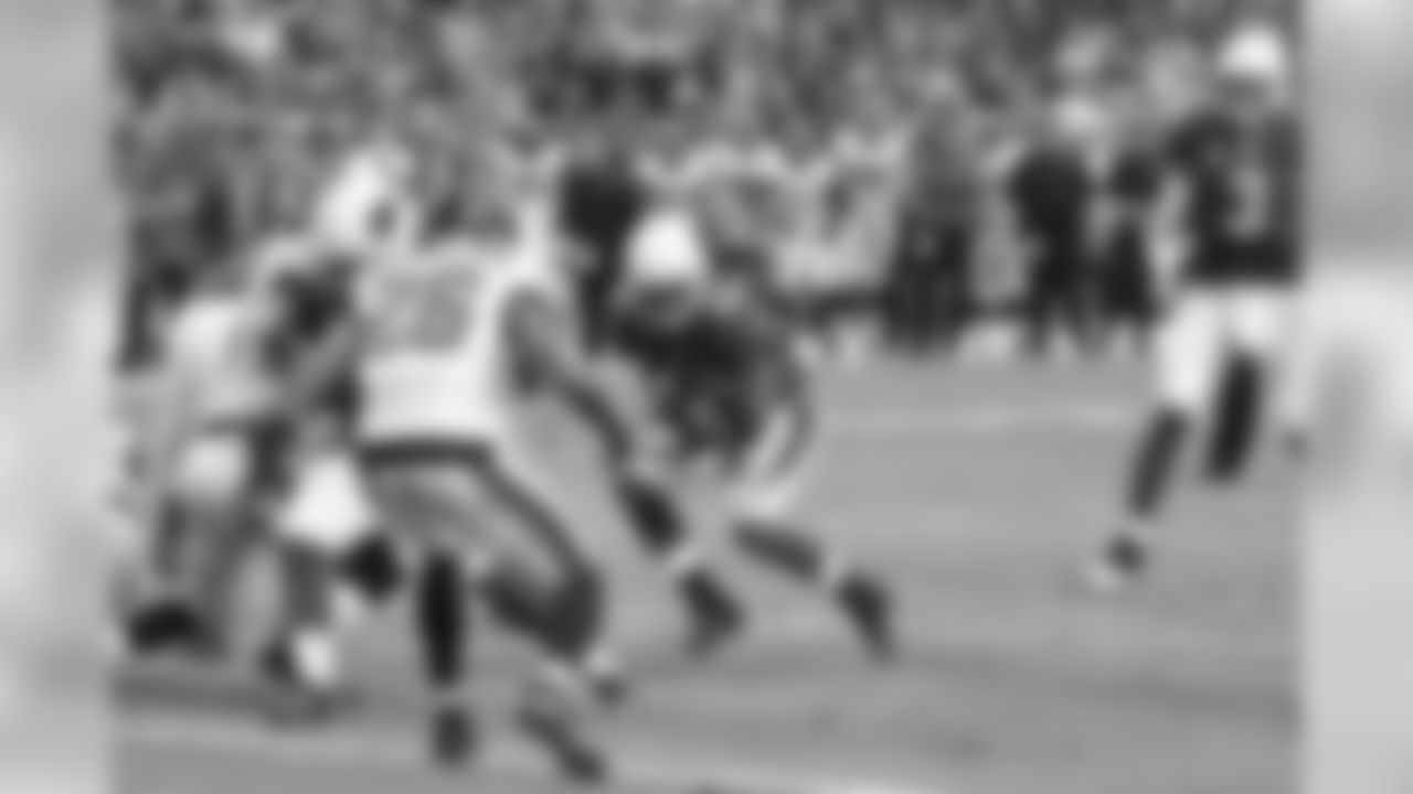 Week 8 vs. Eagles: RB Andre Ellington 1-yard run