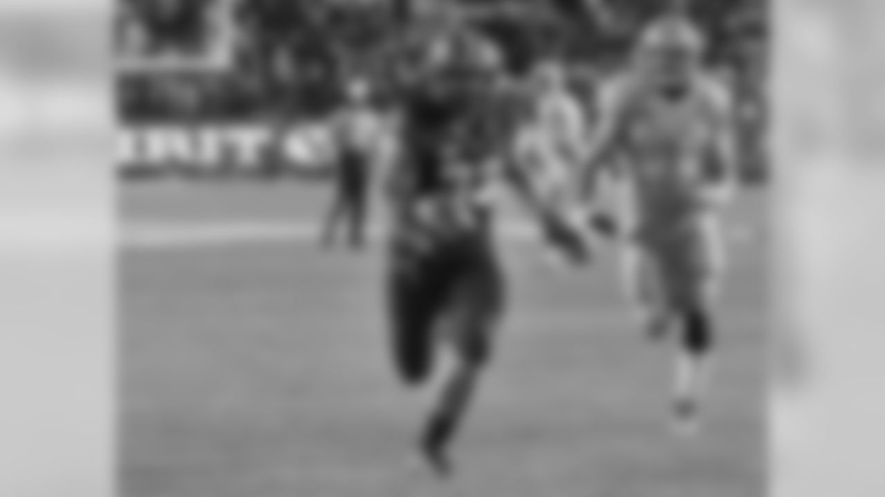 RB Paul Lasike