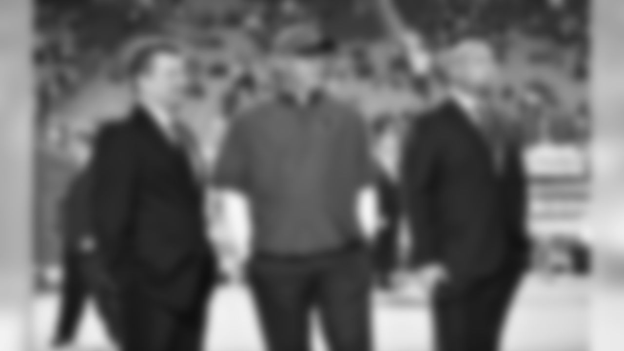 Keim with team president Michael Bidwill (left) and coach Bruce Arians