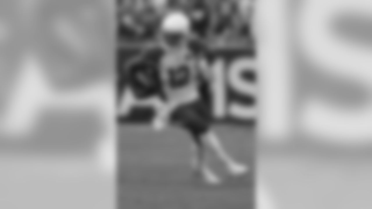 Cardinals wide receiver Pharoh Cooper runs against the Rams.