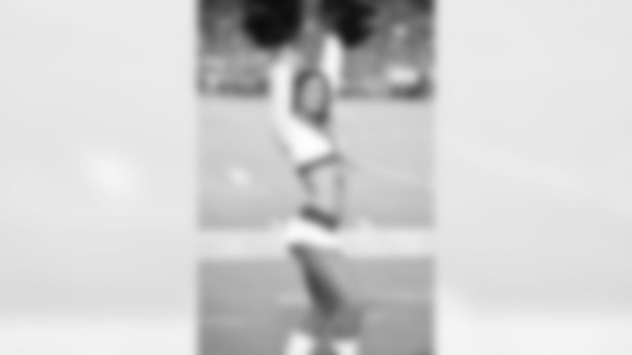 Images of Cardinals cheerleader Skye during the 2018 season