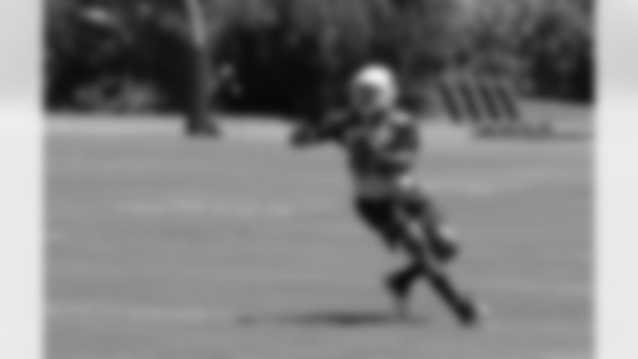 TE Rob Housler