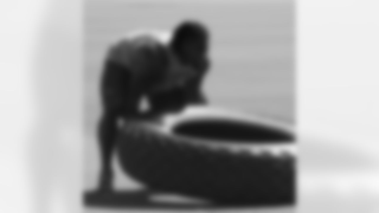 The tire has no chance to fend off Darnell Dockett