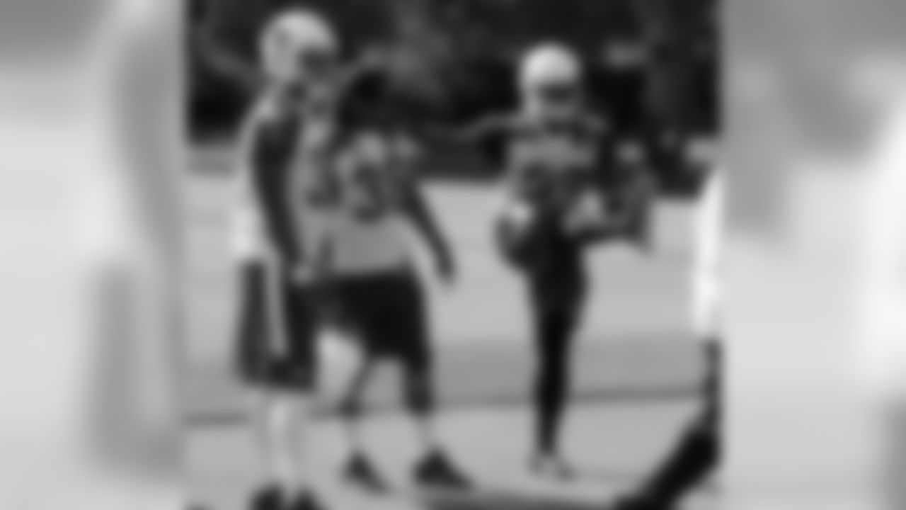 RB Robert Hughes