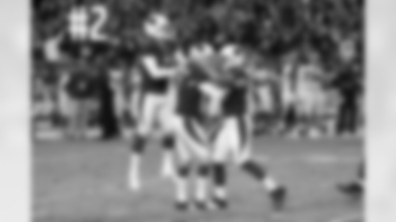 K Chandler Catanzaro nails the game-winning field goal