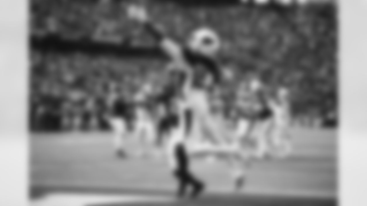 Arizona Cardinals wide receiver DeAndre Hopkins (10) during the 2022 regular season game between the Arizona Cardinals and the Minnesota Vikings on Sunday, Oct. 30, 2022 in Minneapolis, MN.
