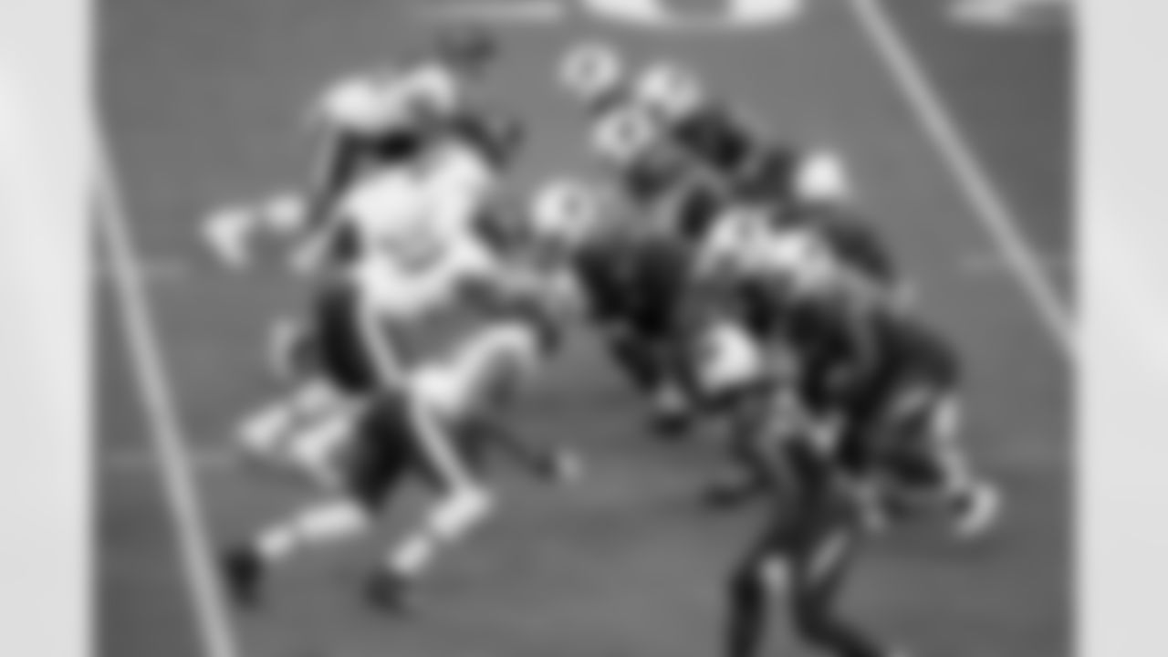 The Washington Football Team and the Arizona Cardinals compete during the first half of an NFL football game, Sunday, Sept. 20, 2020, in Glendale, Ariz.