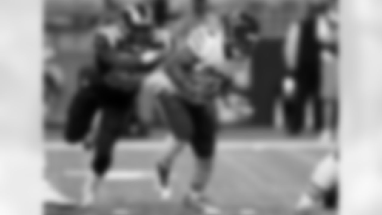 DT Nick Fairley