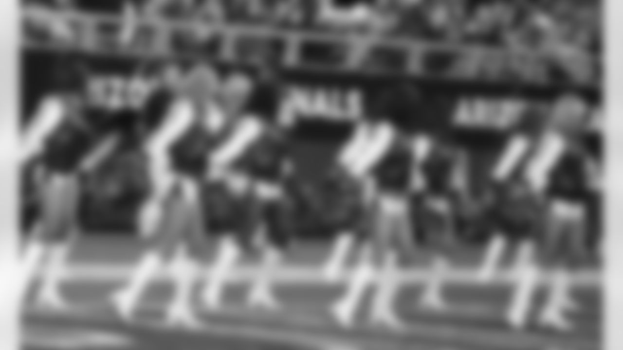 2007 Cardinals Cheerleaders at Games