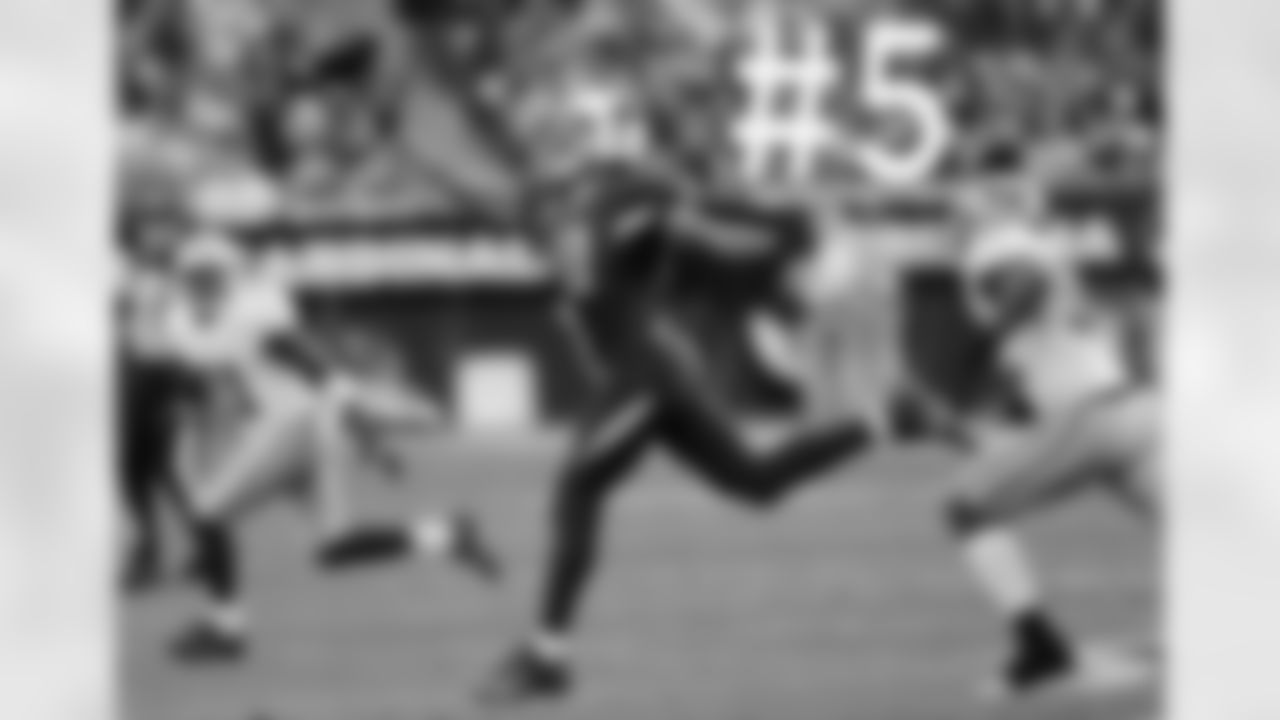 WR Larry Fitzgerald can't quite grab a reception.