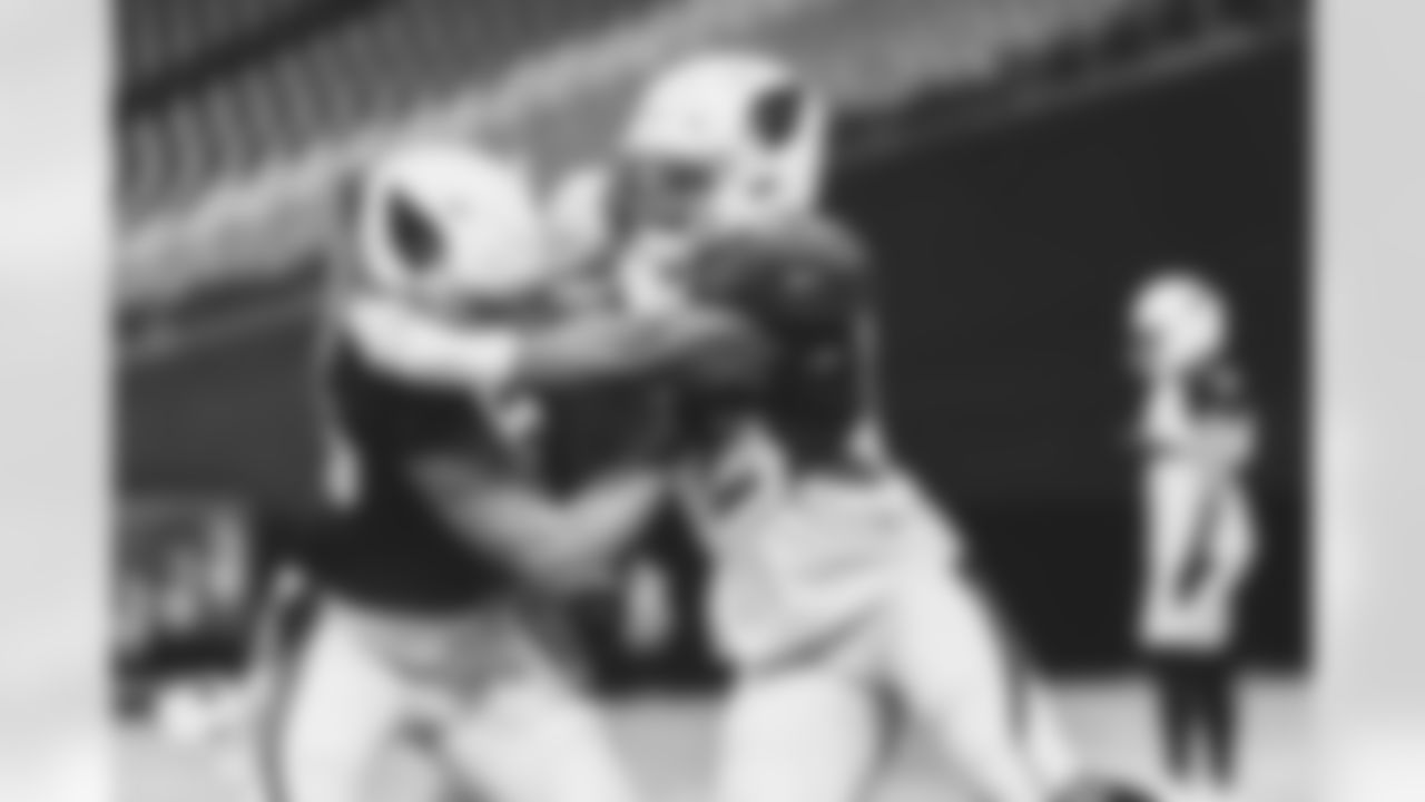 OLB Devon Kennard