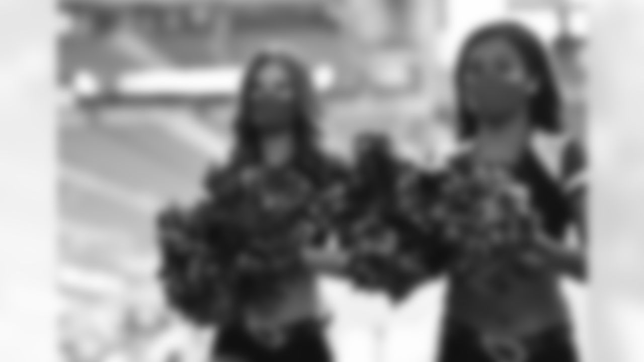 Images of the Cardinals cheerleaders during the "Sunday Night Football" matchup against Seattle at State Farm Stadium.