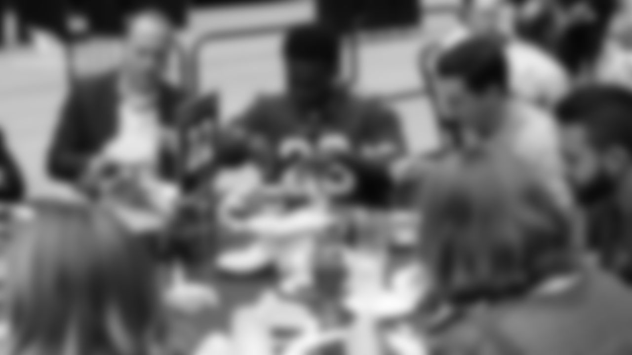 RB Chase Edmonds grabs a bite to eat