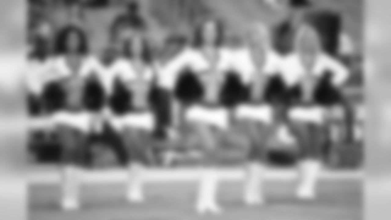 CheerBroncos24