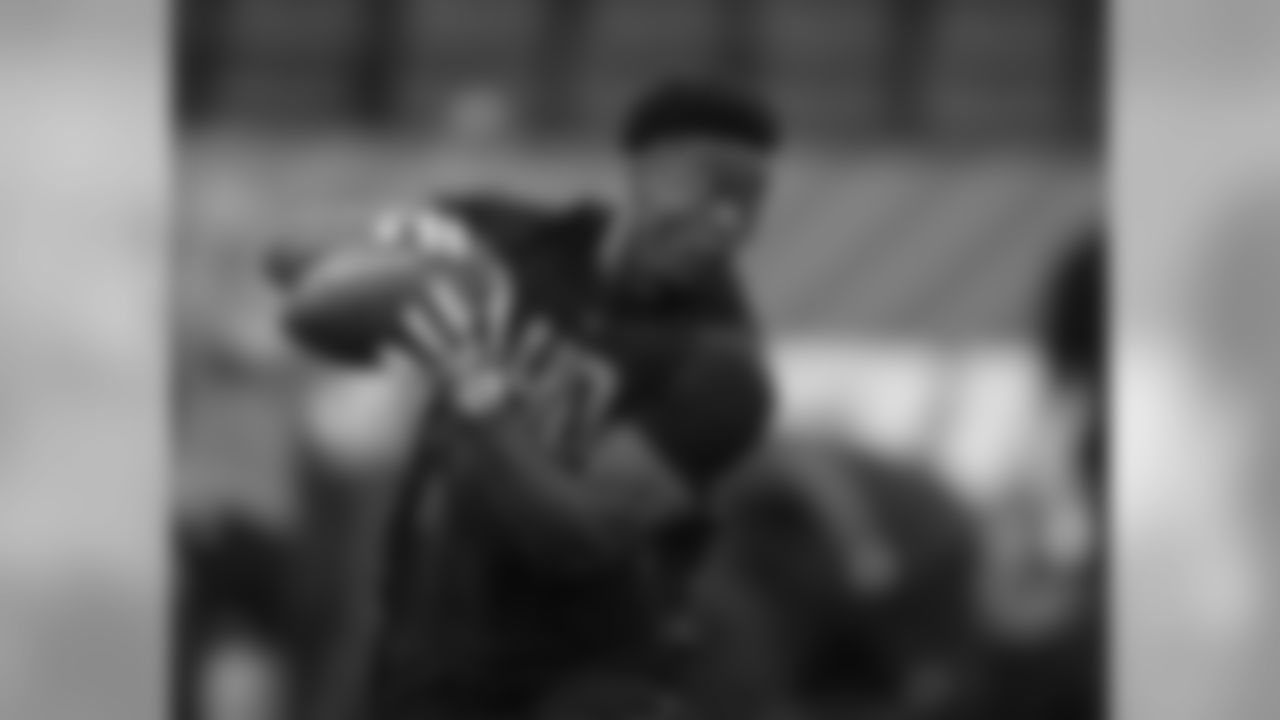 Pittsburgh WR Jester Weah: Projected fifth-rounder