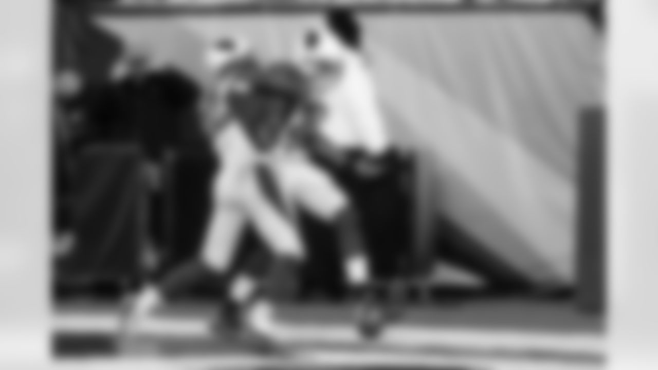 S Deone Bucannon: Six points