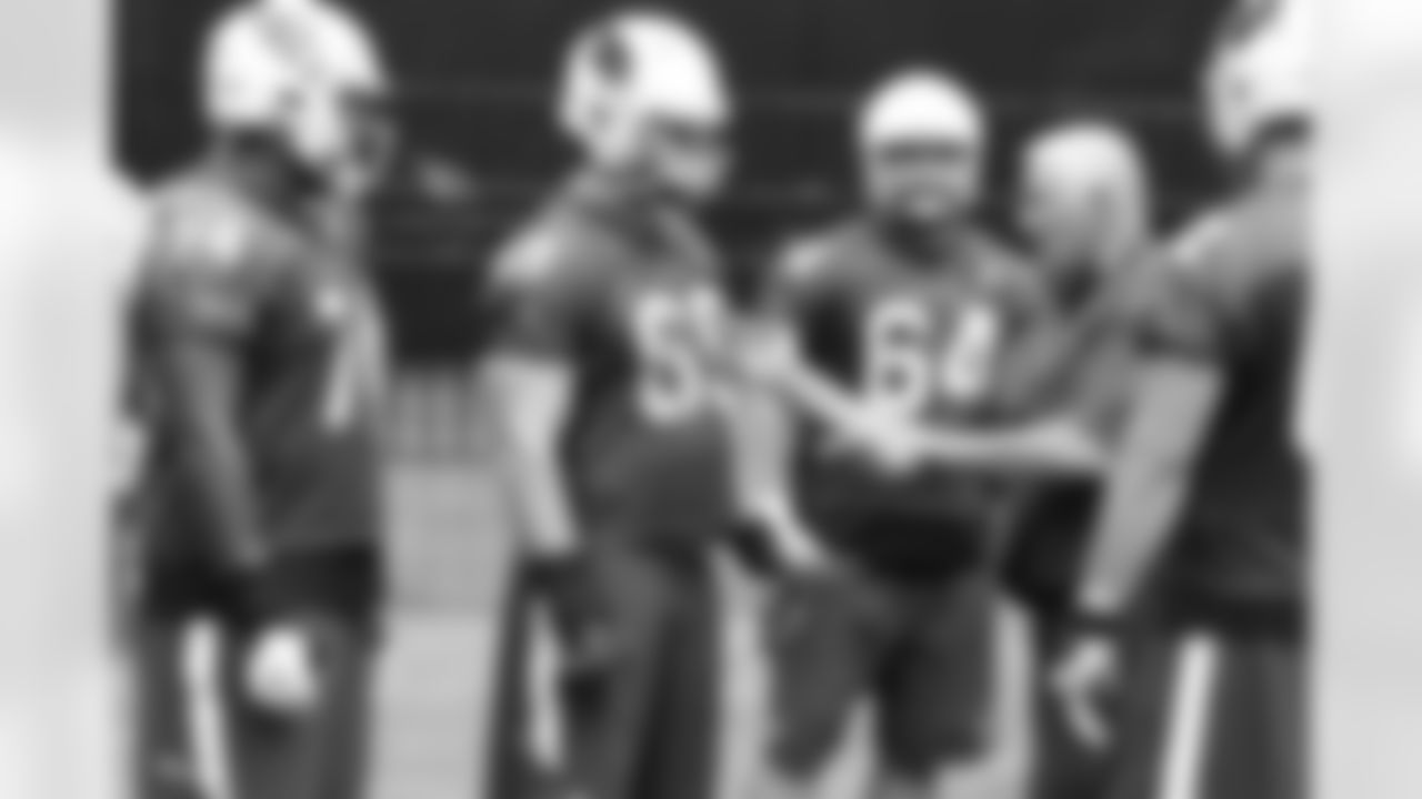 OL coach Larry Zierlein gives instruction