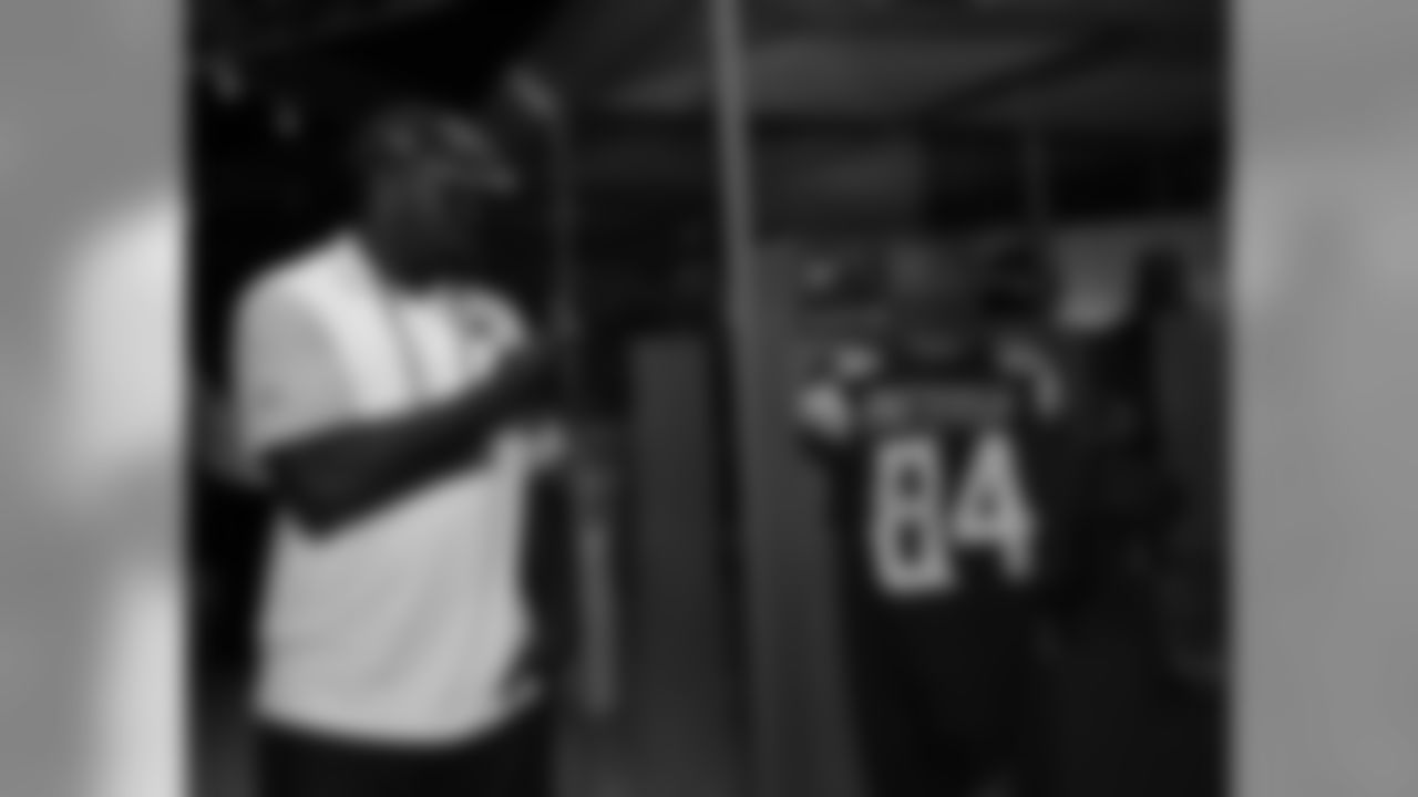 Rodney Gunter snaps a picture