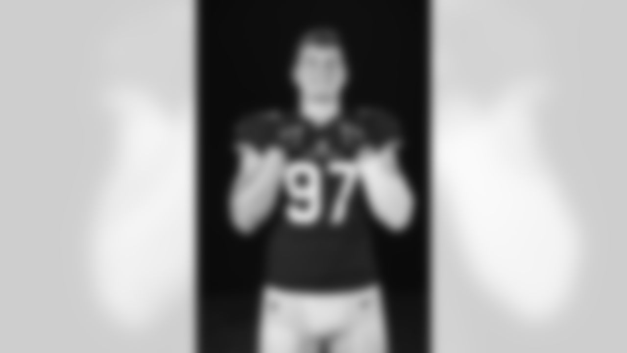 Arizona Cardinals linebacker Cameron Thomas (97) poses for a photo during Cardinals Media Day on Monday, June 13, 2022 in Tempe, AZ.