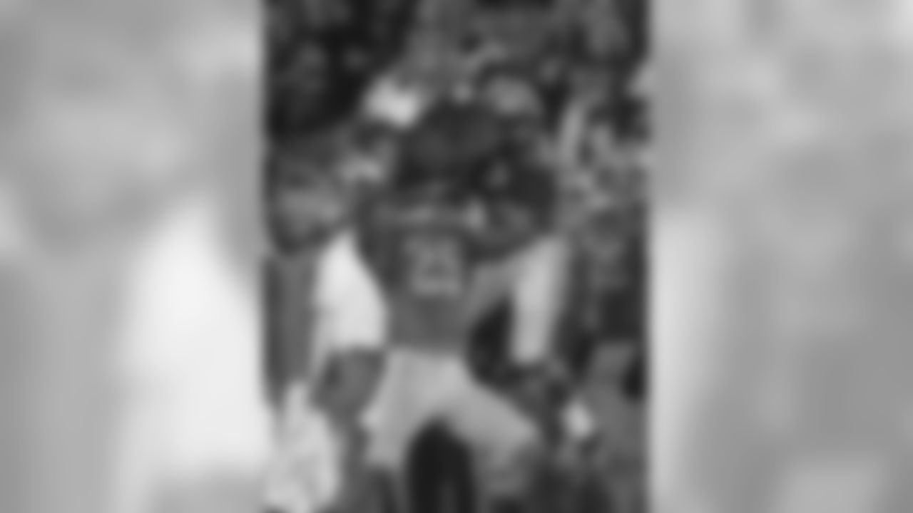 UCLA CB Brandon Sermons