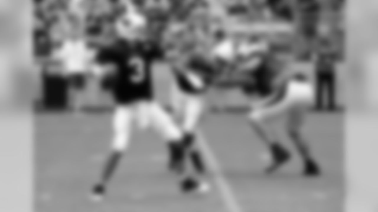 QB Carson Palmer