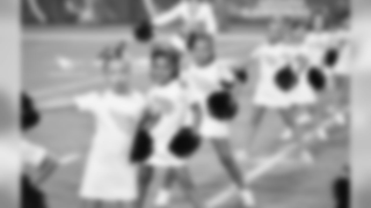 Images of the junior cheerleaders during the Chargers' game