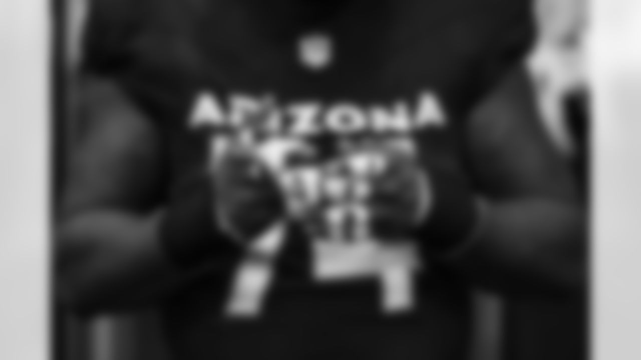 Arizona Cardinals offensive lineman D.J. Humphries (74) during the 2023 preseason game between the Arizona Cardinals and the Kansas City Chiefs on Saturday, Aug 19, 2023 in Glendale, AZ.