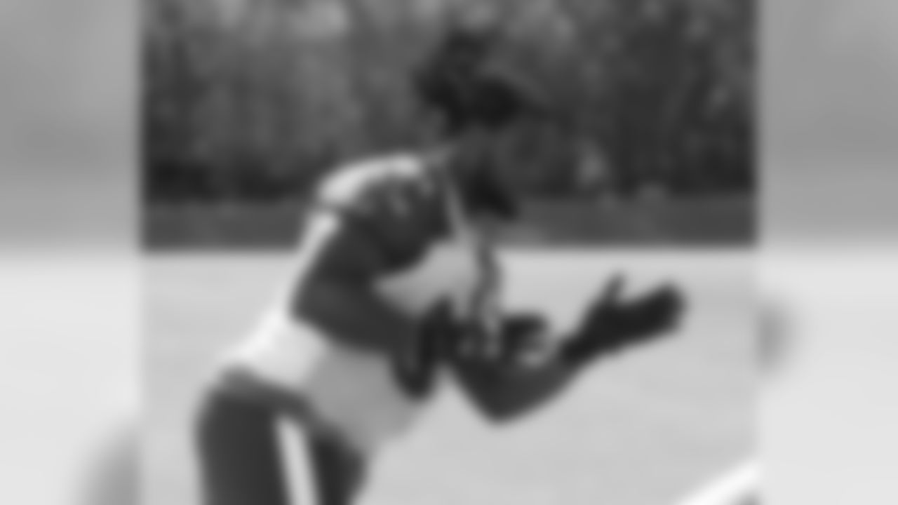 DT Ed Stinson
