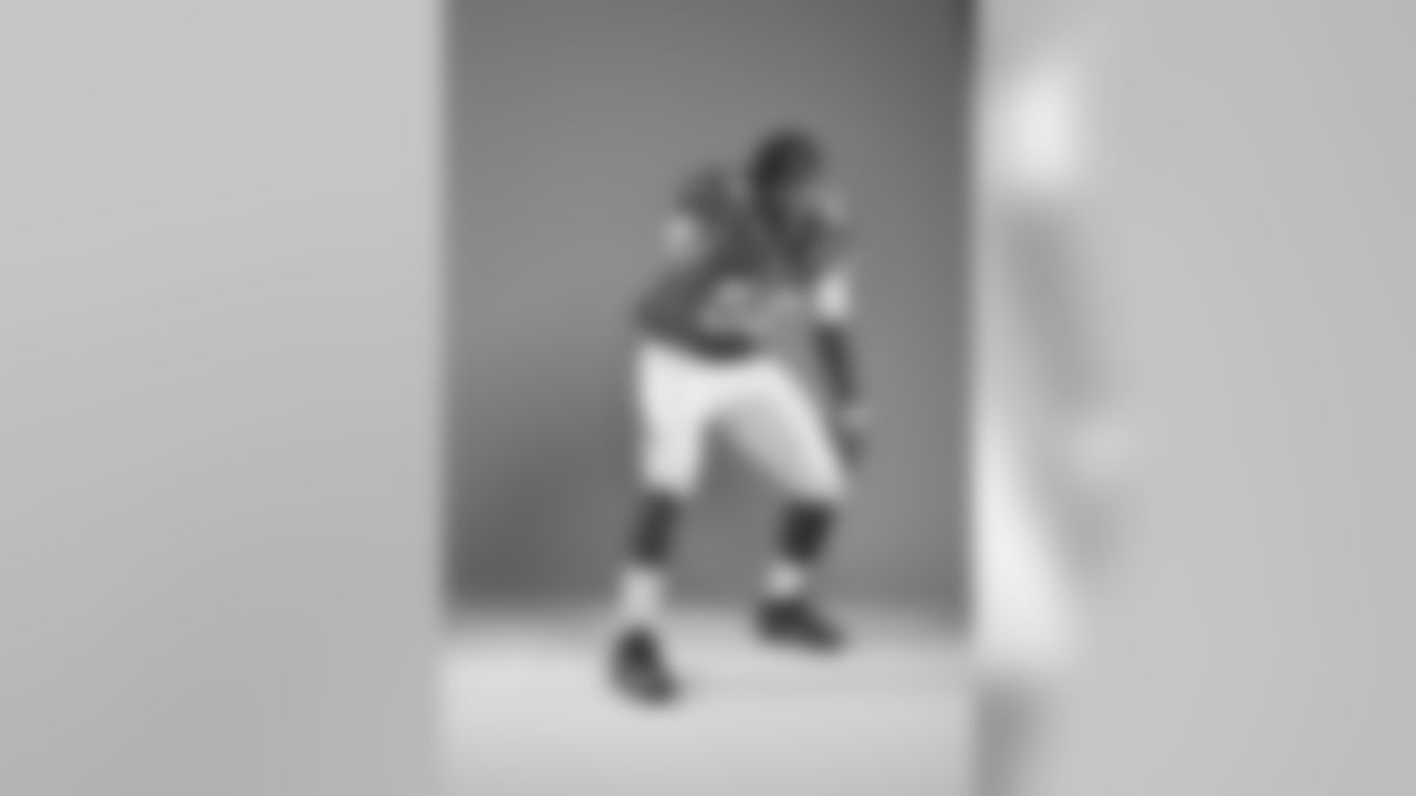 LB Karlos Dansby