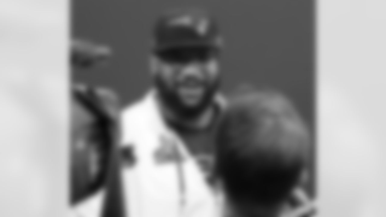Patriots DT Alan Branch, a former Cardinal