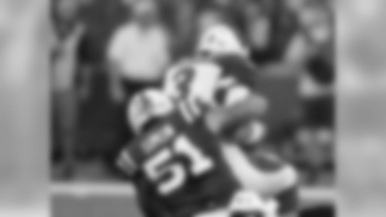 QB Carson Palmer is sacked