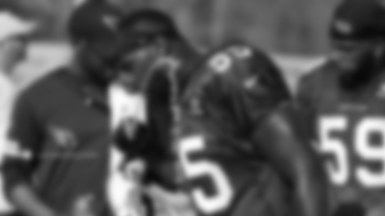 DE Chandler Jones