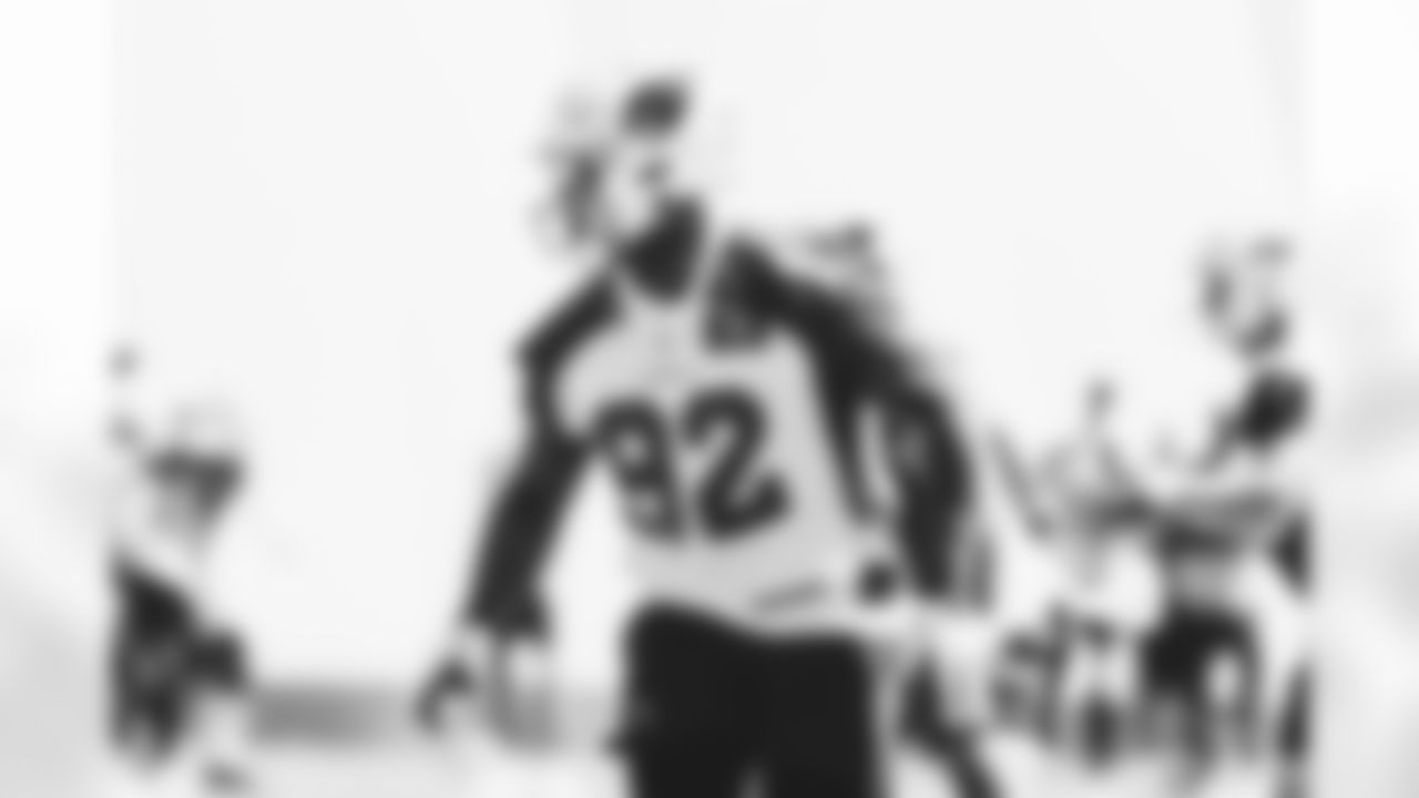 OLB Victor Dimukeje