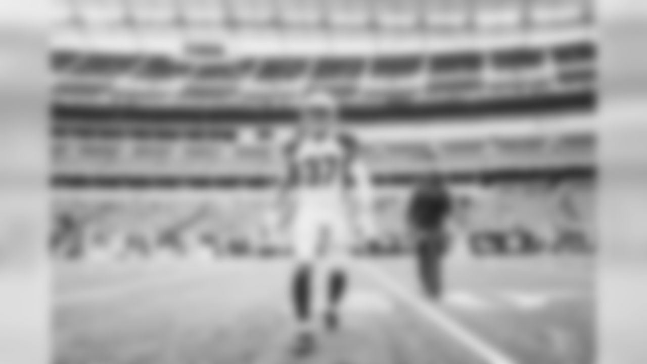 RB D.J. Foster