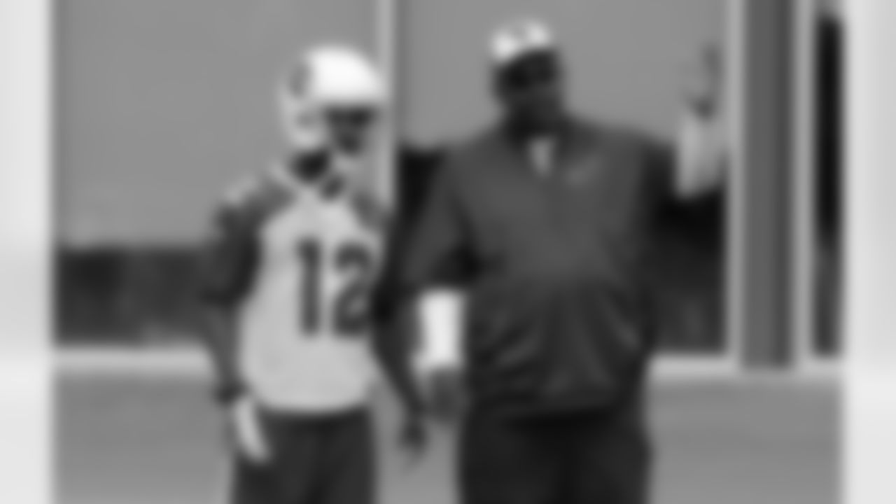WR John Brown (left) with WR coach Darryl Drake