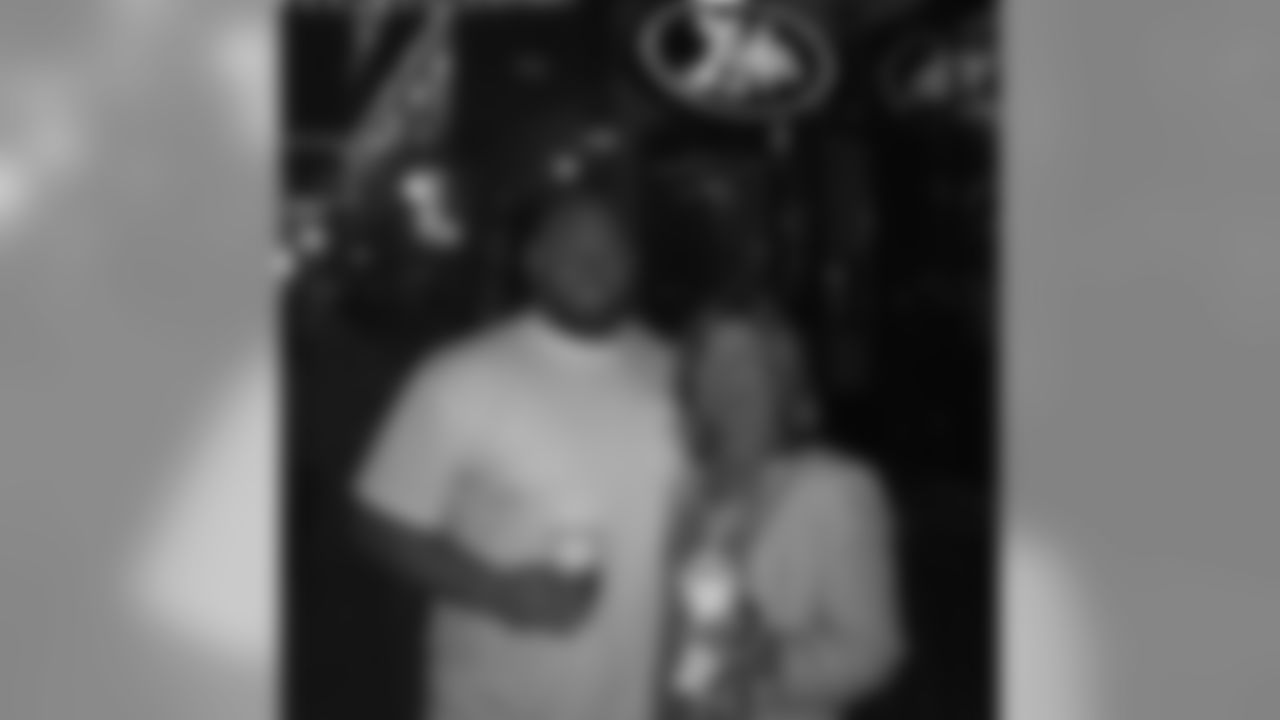 C A.Q. Shipley (@aqshipley) grabbing dinner with his mom in Cleveland