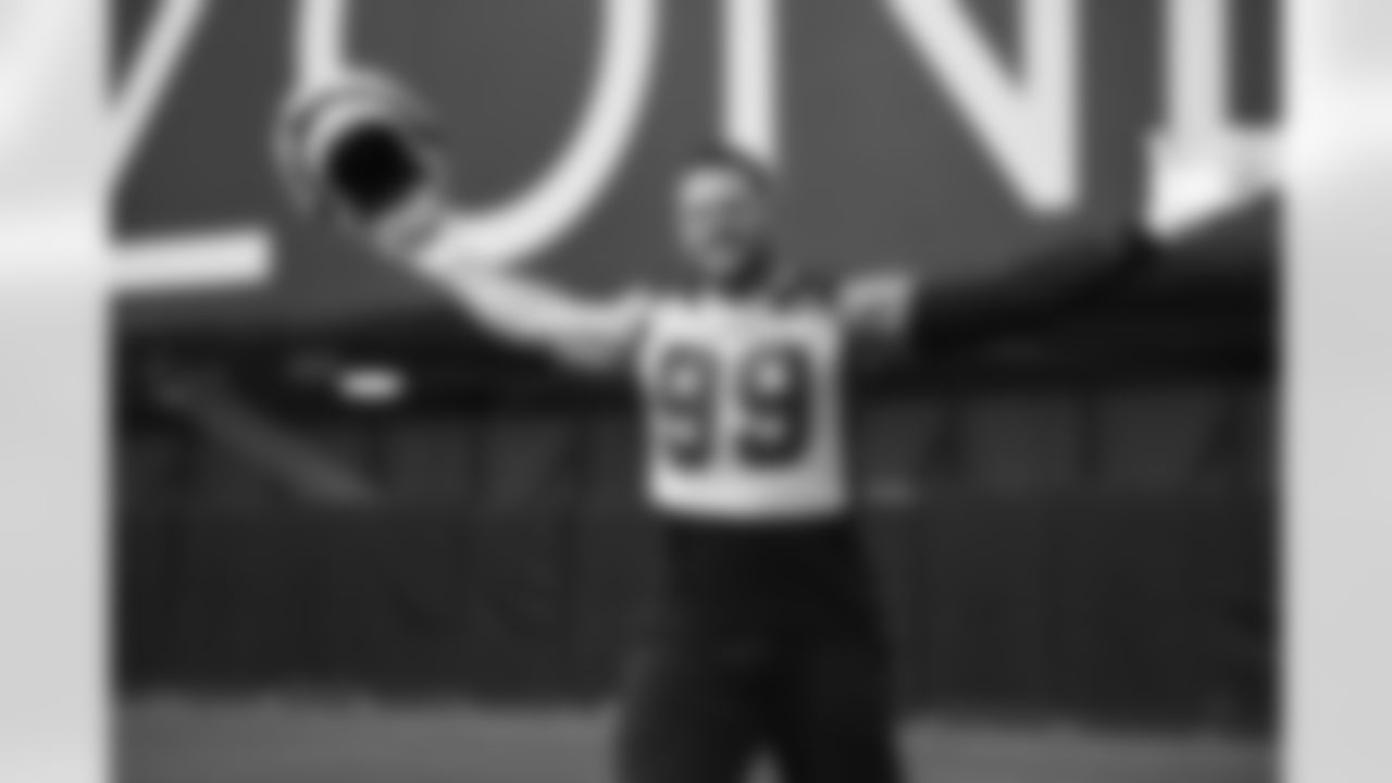 Arizona Cardinals defensive end J.J. Watt (99)