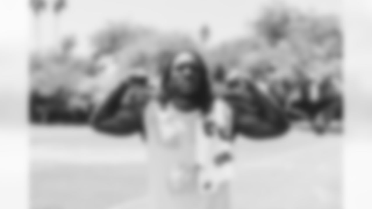 LB Markus Golden