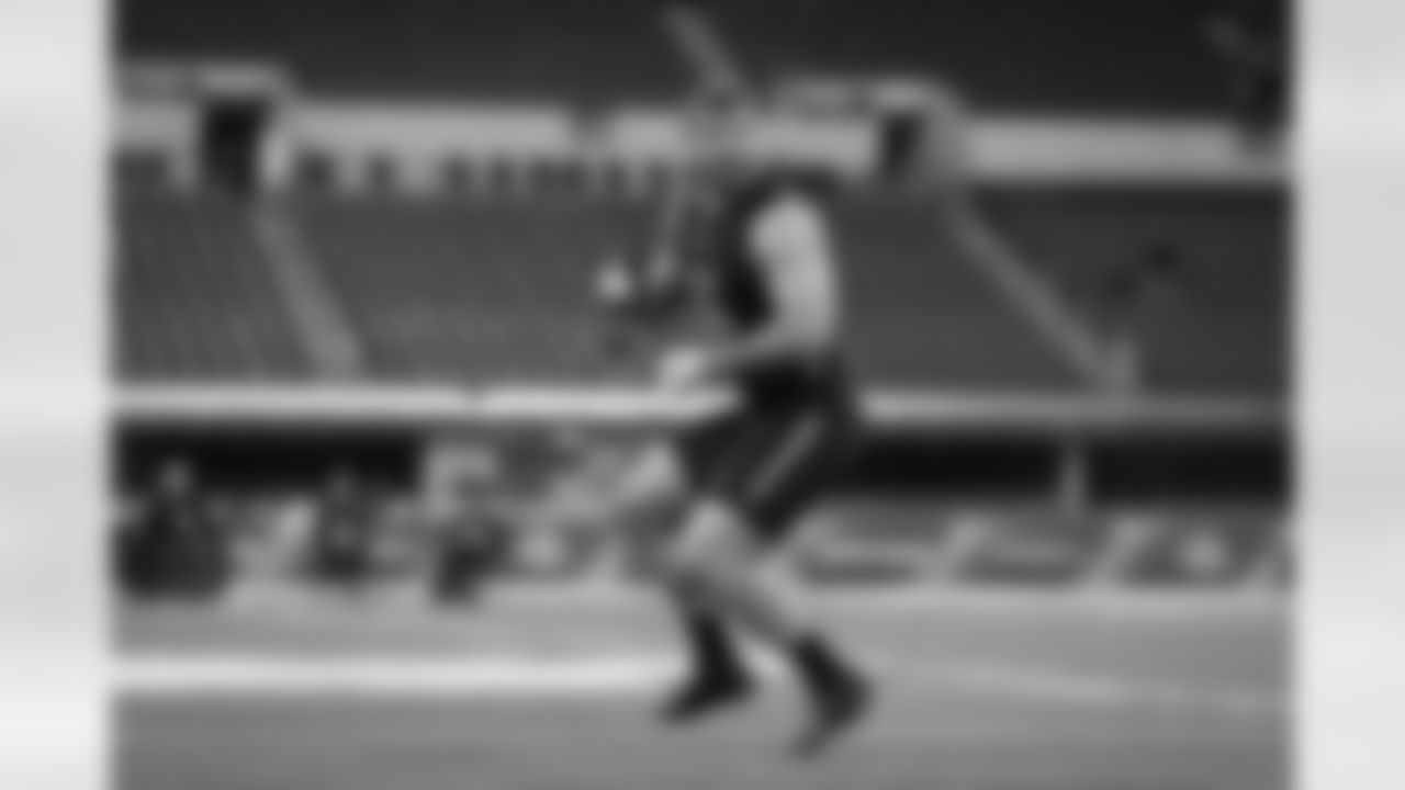 ILB Ben Gedeon, Michigan: Projected sixth-round pick