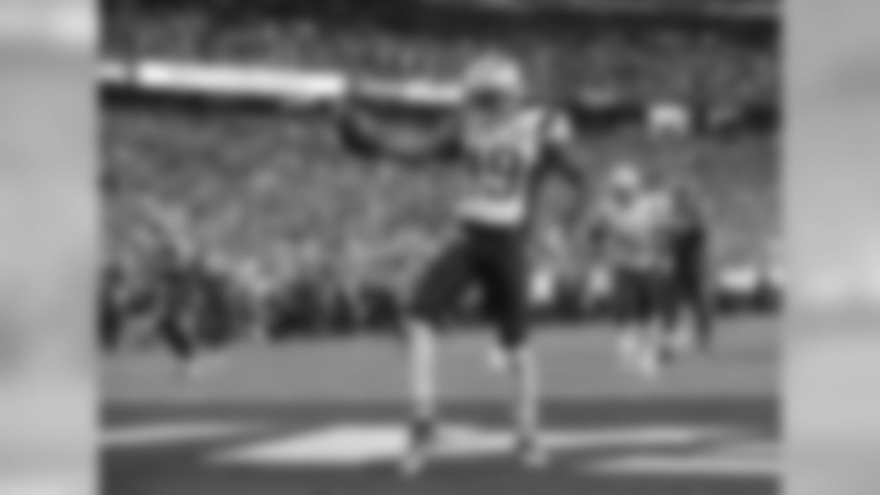 Patriots WR Brandon LaFell celebrates his score