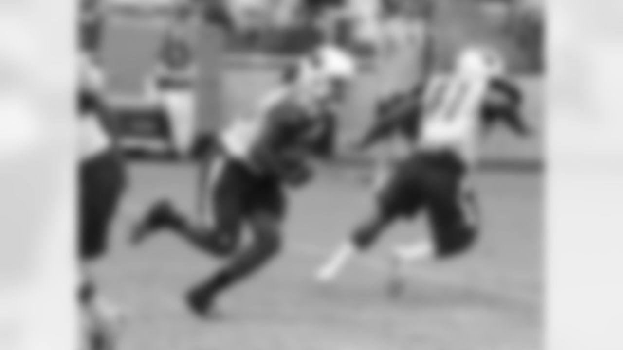 CB Cariel Brooks returns an interception