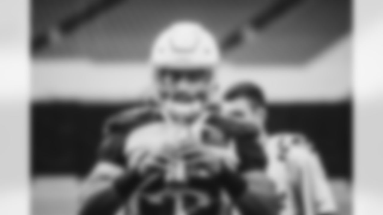 LB Zaven Collins